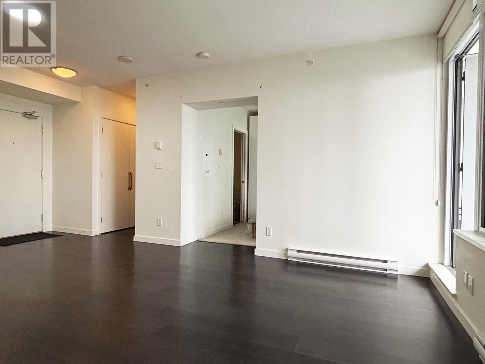 Photo 3 of 2803 6333 Silver Avenue, Burnaby BC