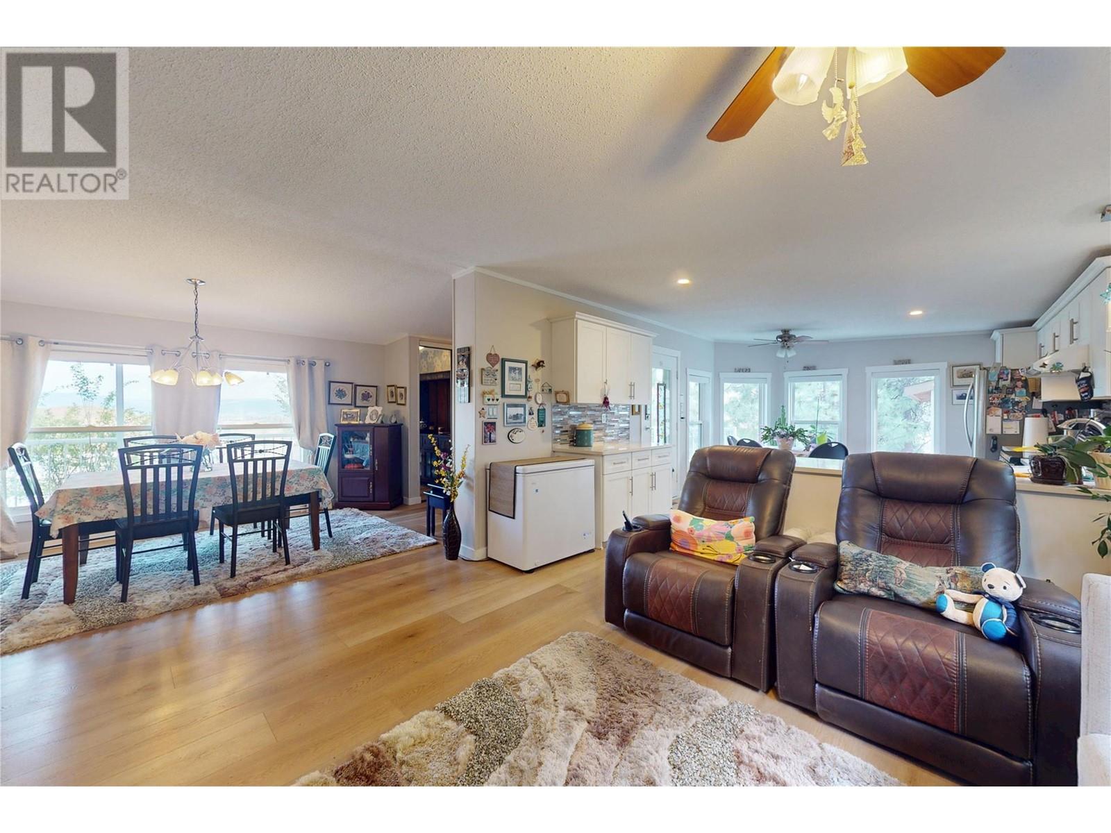 53 1750 Lenz Road, West Kelowna