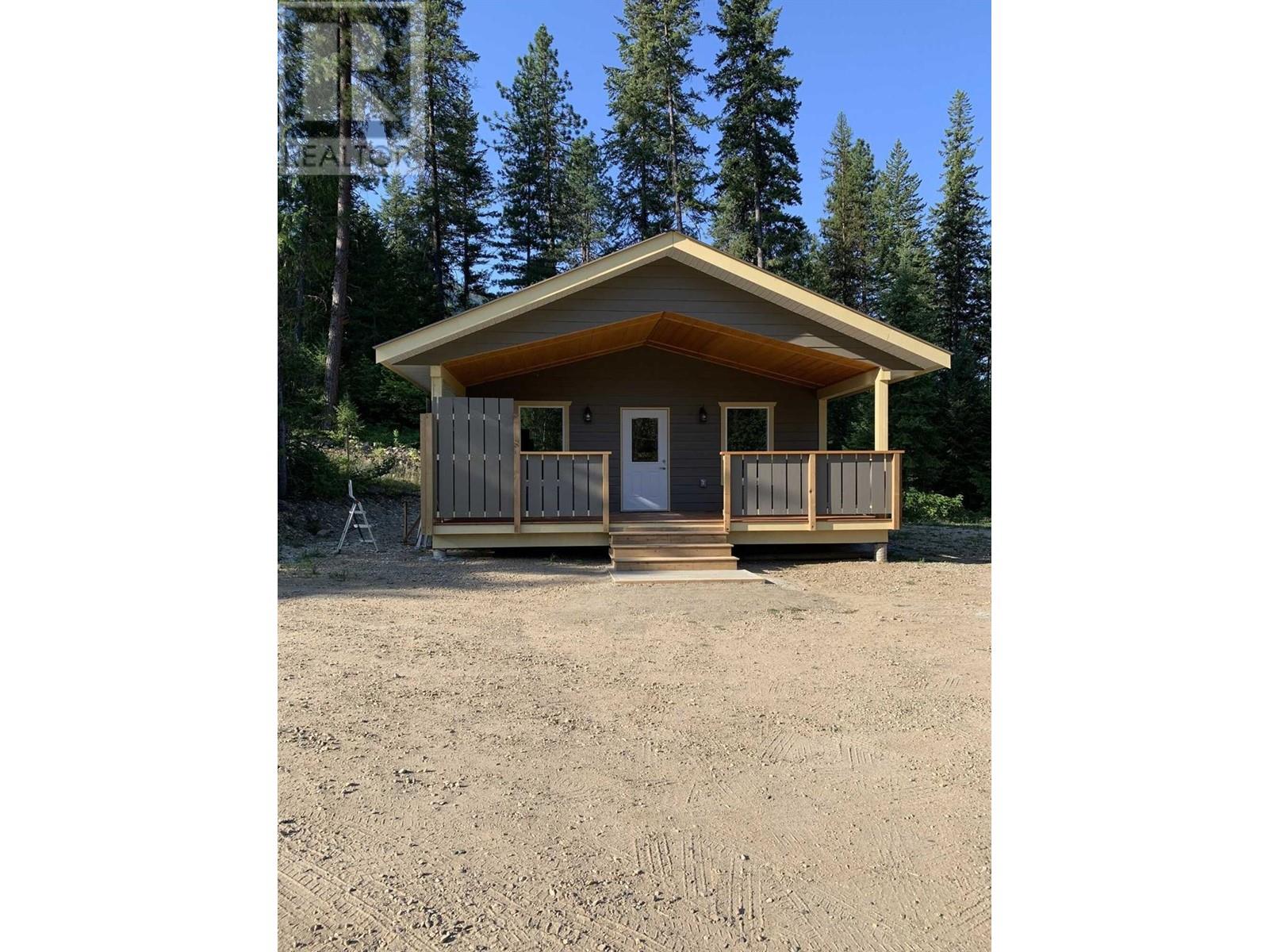 Photo 2 of 5525 Ducksway Road, Winlaw BC