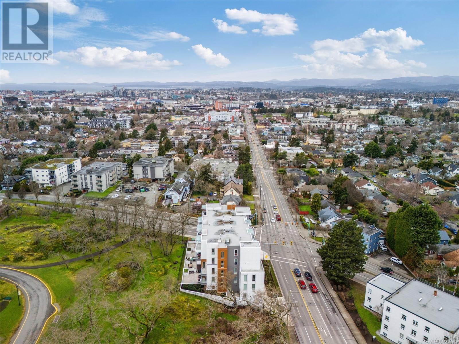 507 1301 Hillside Ave, Victoria