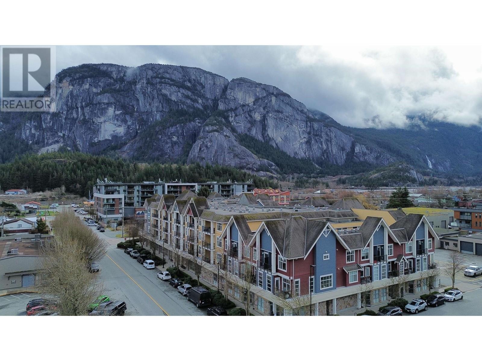 219 1336 MAIN STREET, Squamish