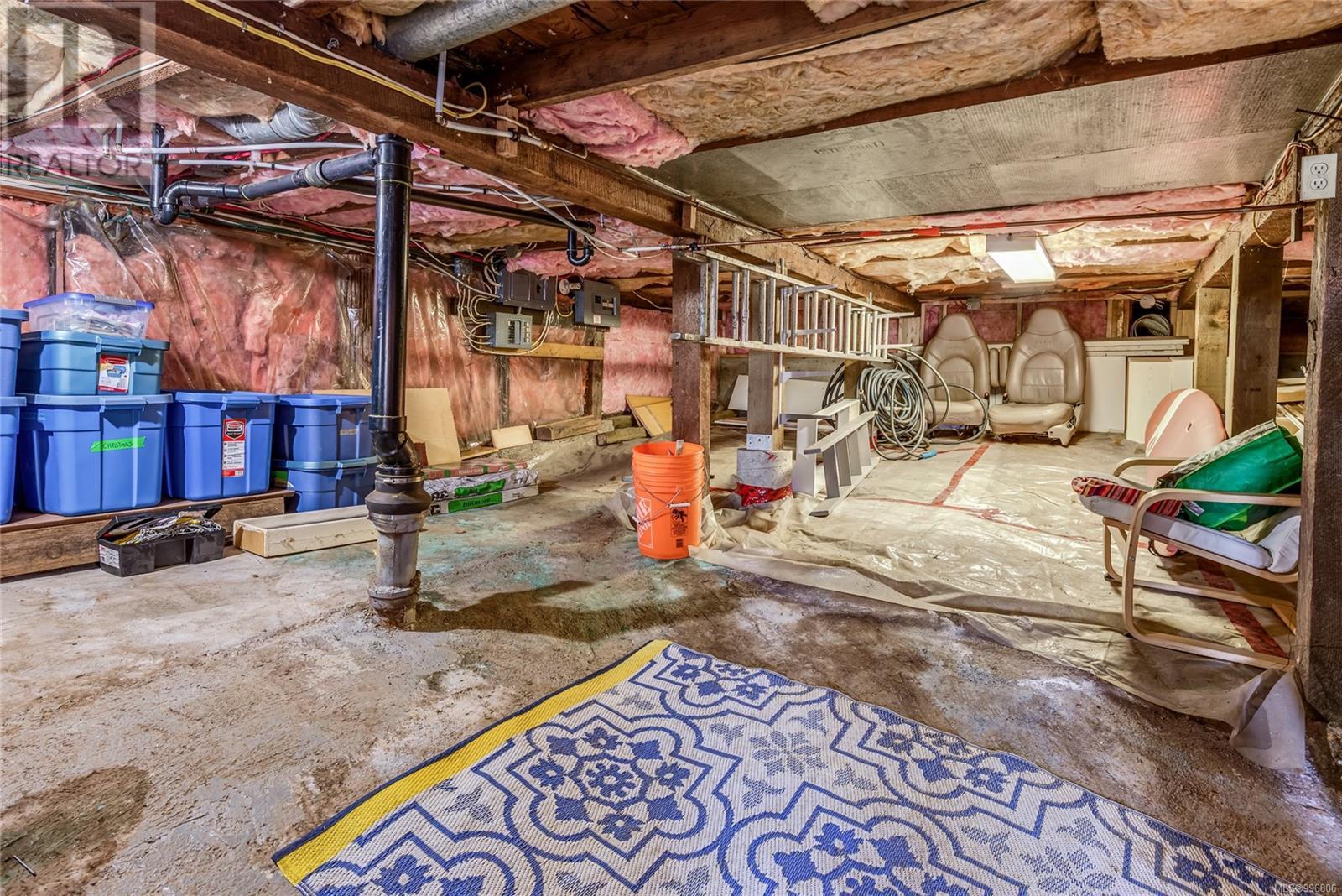 3352 Second St, Cumberland