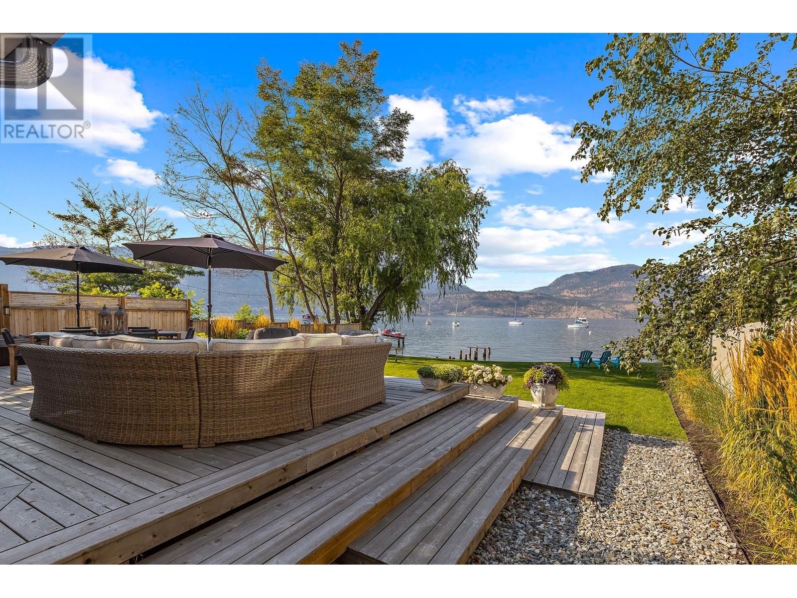  832 Manhattan Drive, Kelowna
