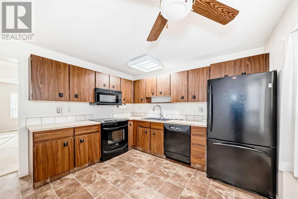 Single Family House for Sale in  Falton Drive NE Falconridge Calgary 