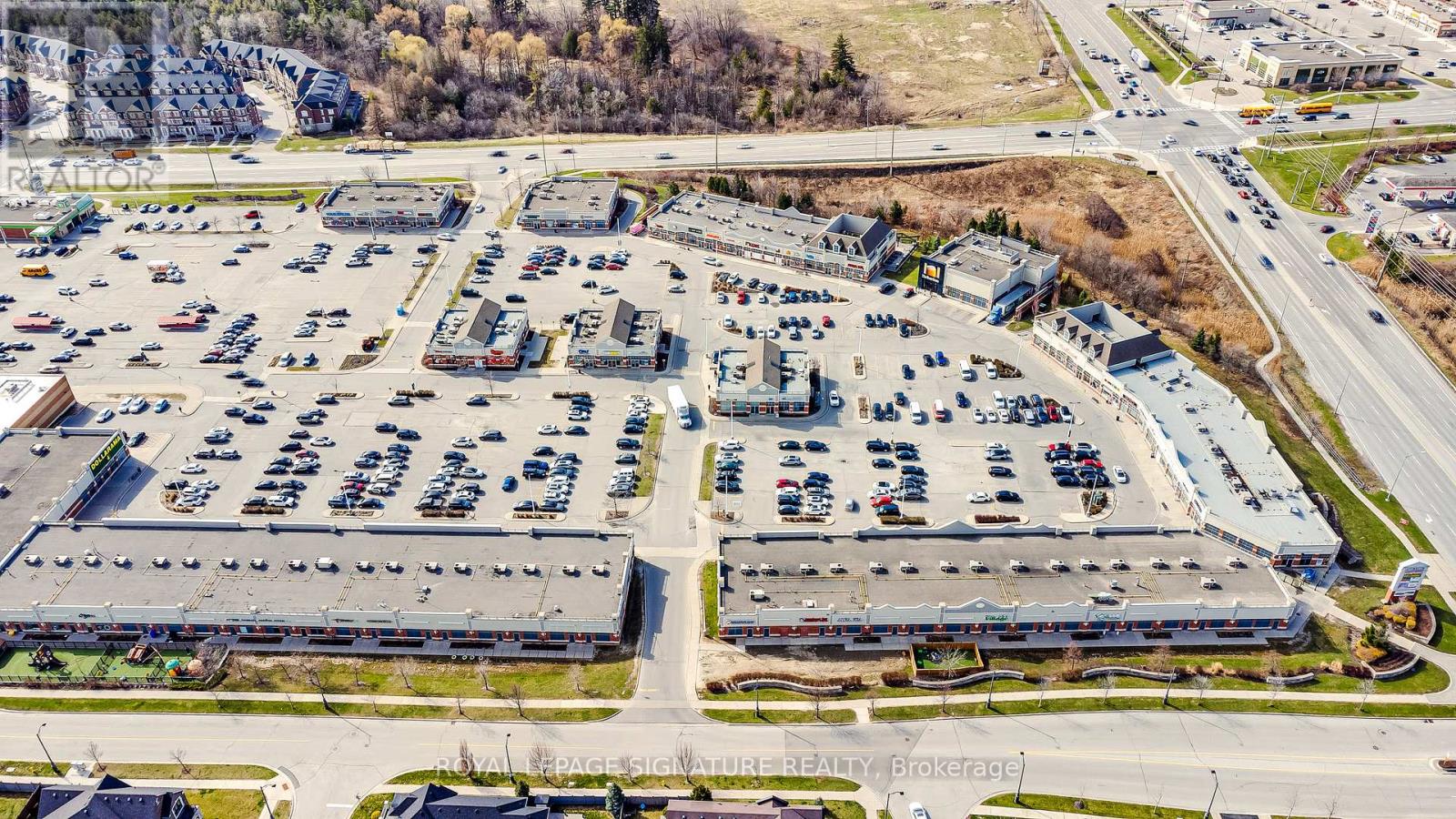 Business for Sale in N   MAJOR MACKENZIE DRIVE W Vaughan (Patterson) 
