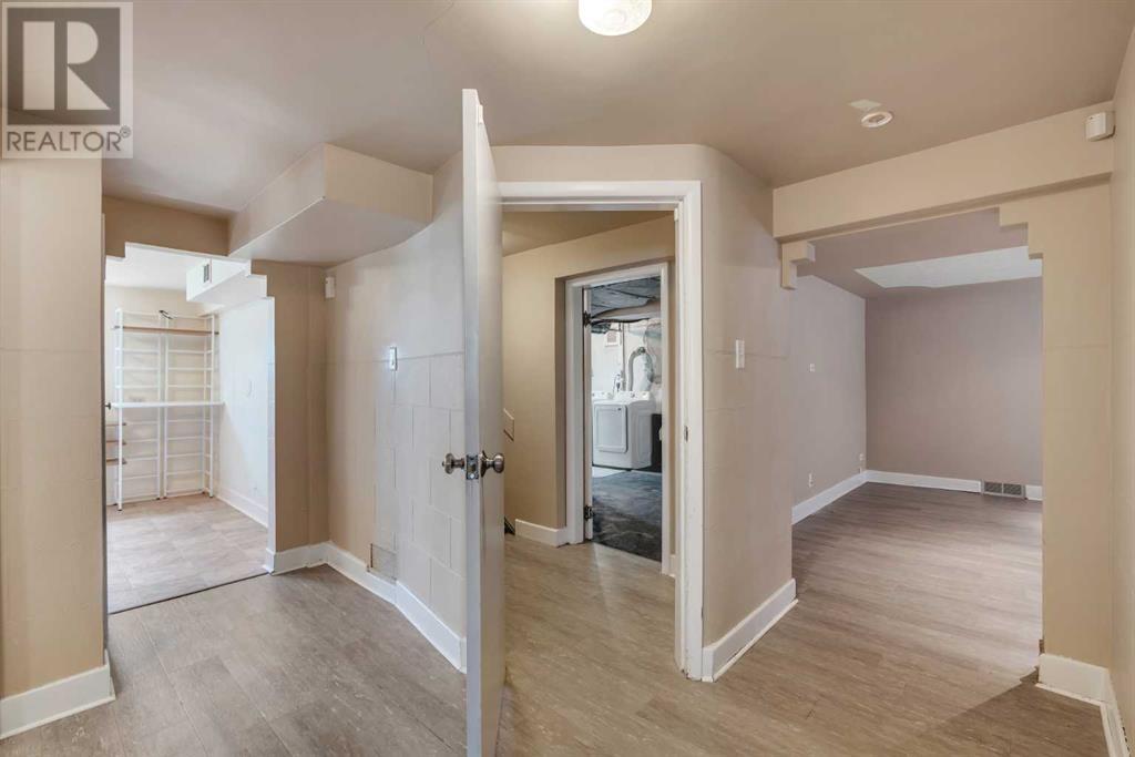 Single Family House Bungalow for Sale in   Avenue NE Renfrew Calgary 