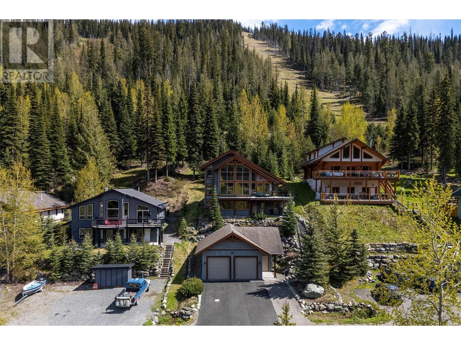 2417 Fairways Drive, Sun Peaks