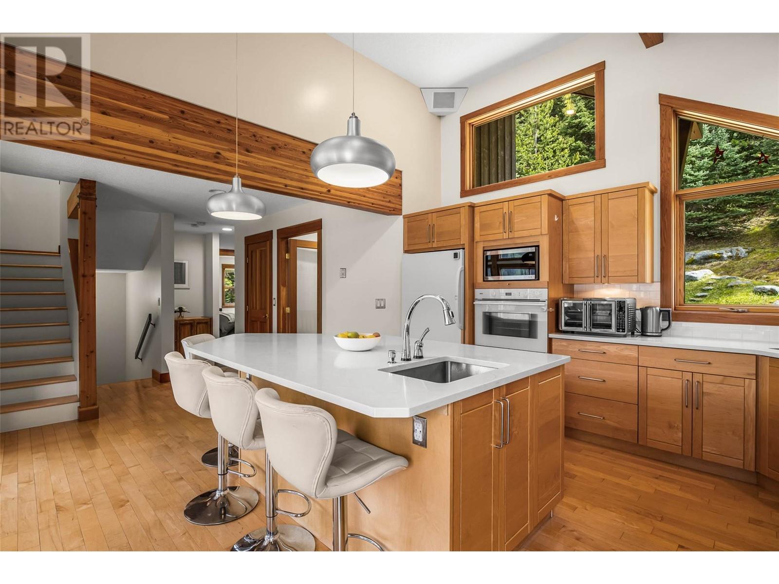2417 Fairways Drive, Sun Peaks
