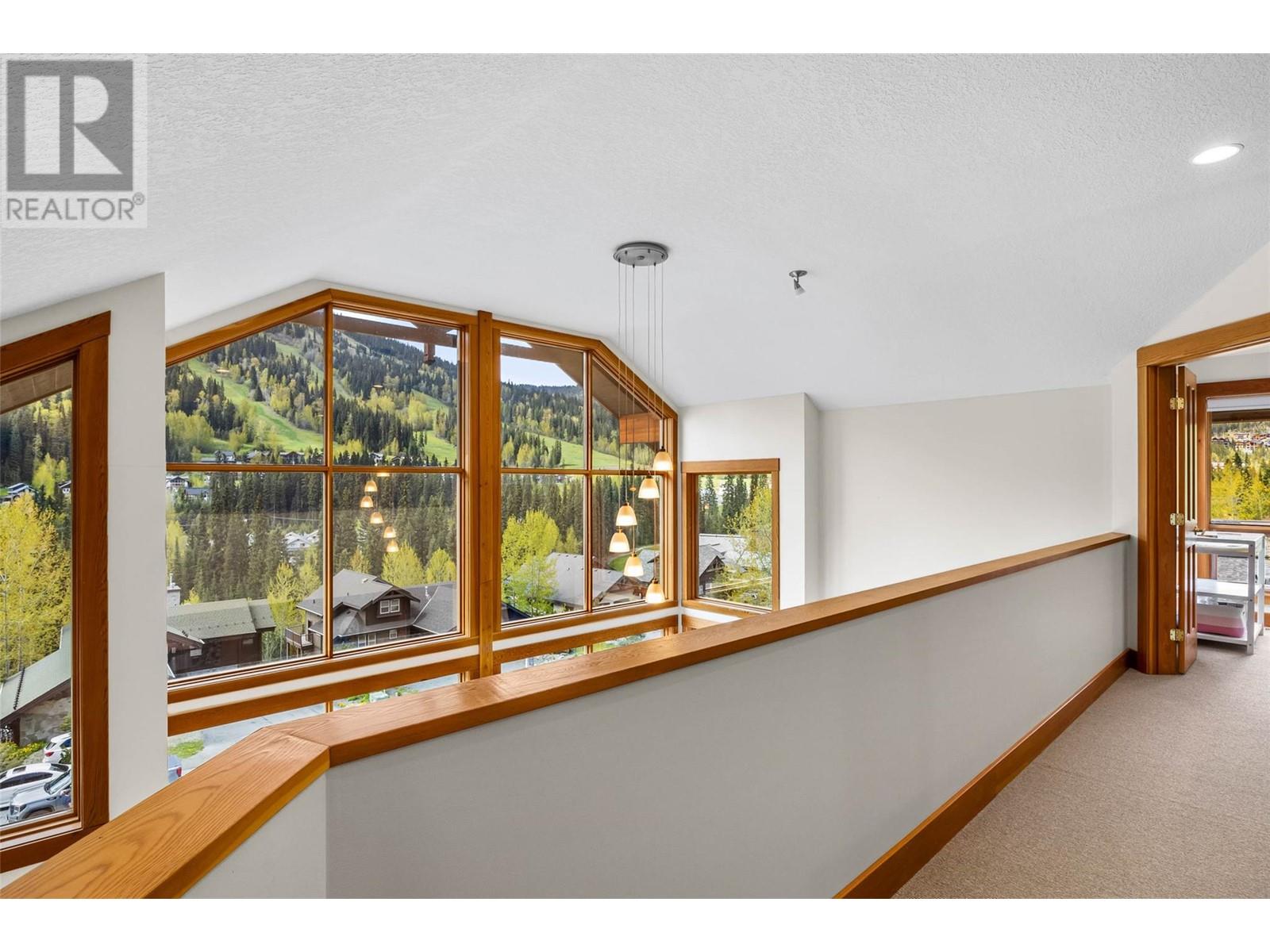 2417 Fairways Drive, Sun Peaks