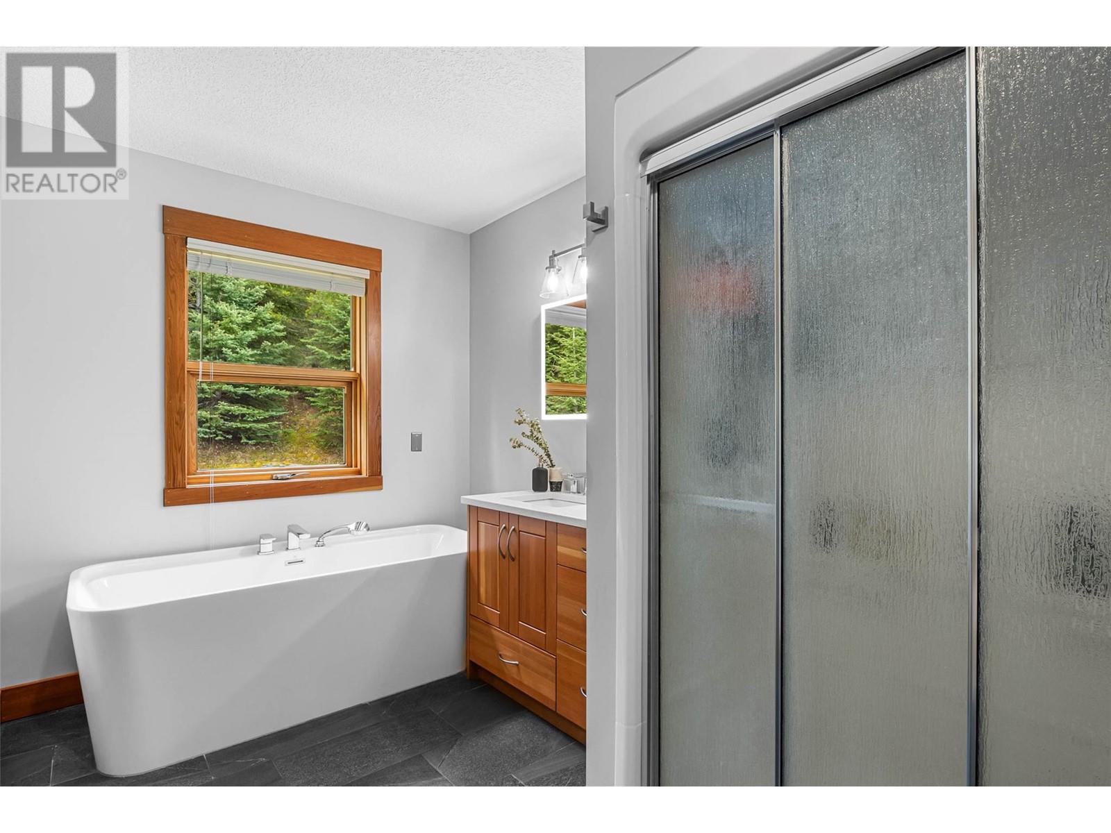 2417 Fairways Drive, Sun Peaks