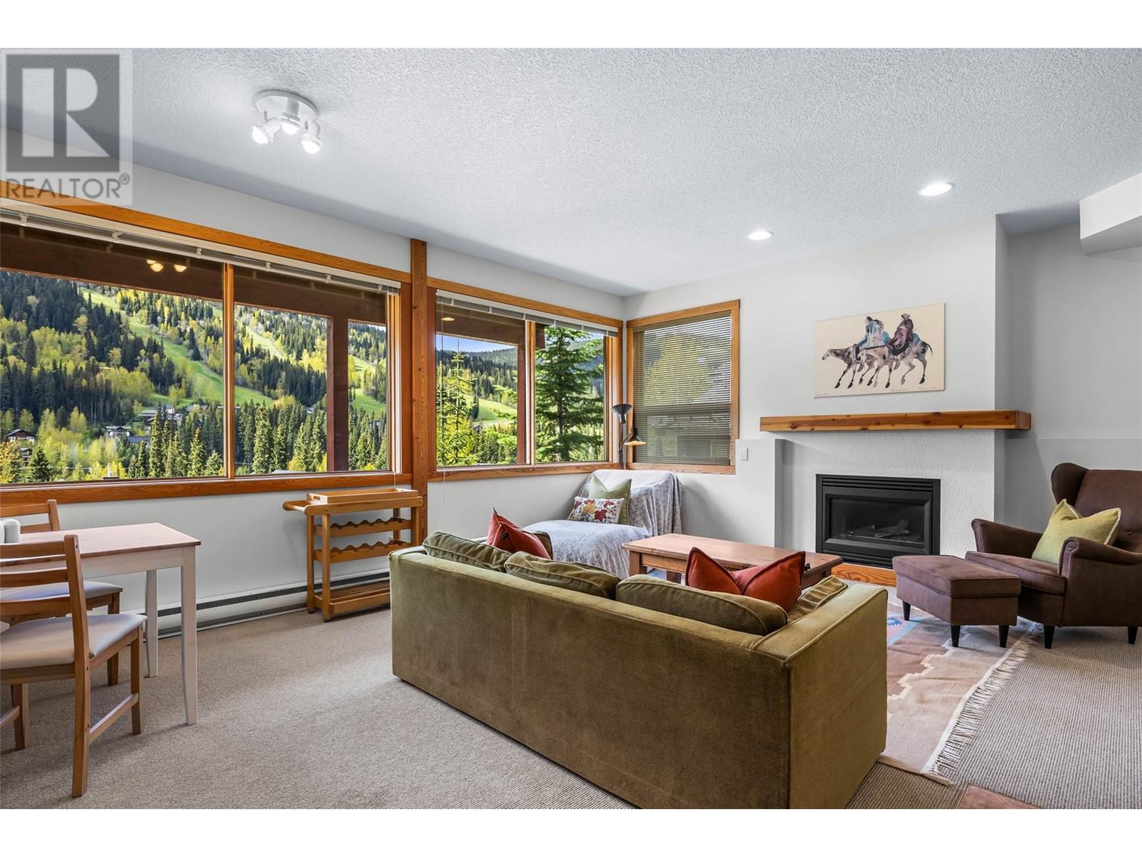 2417 Fairways Drive, Sun Peaks