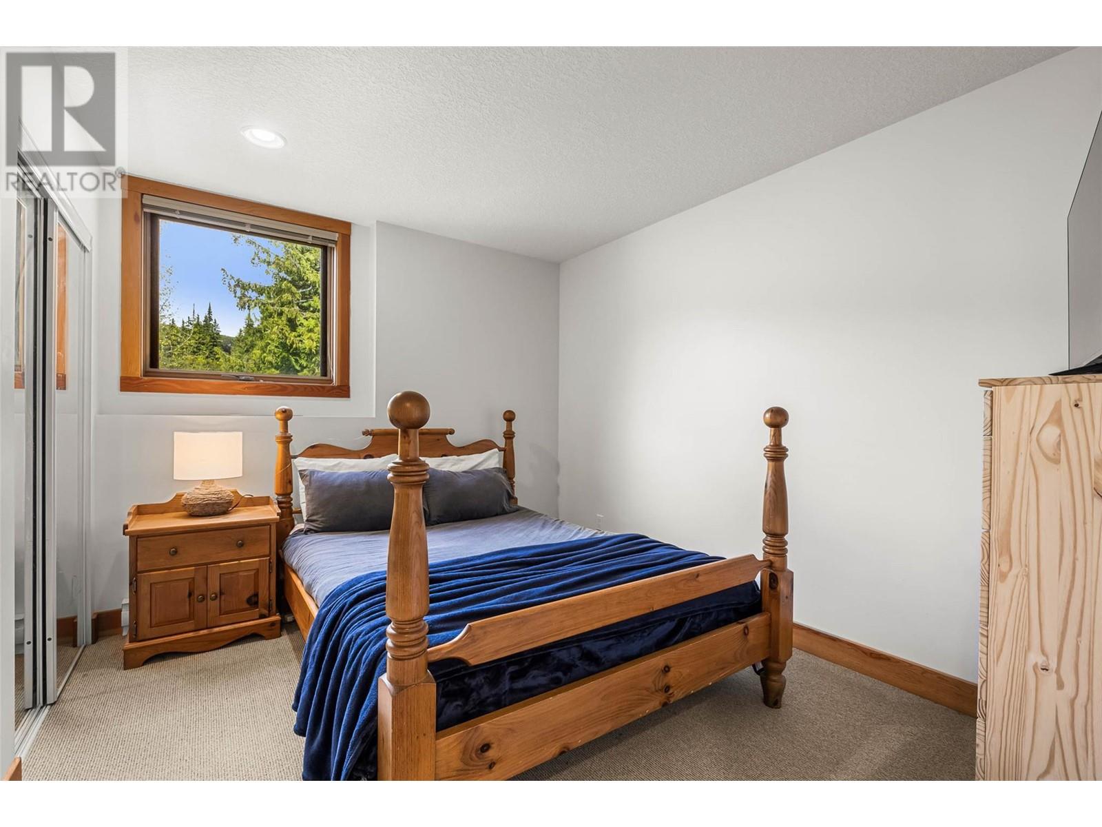 2417 Fairways Drive, Sun Peaks