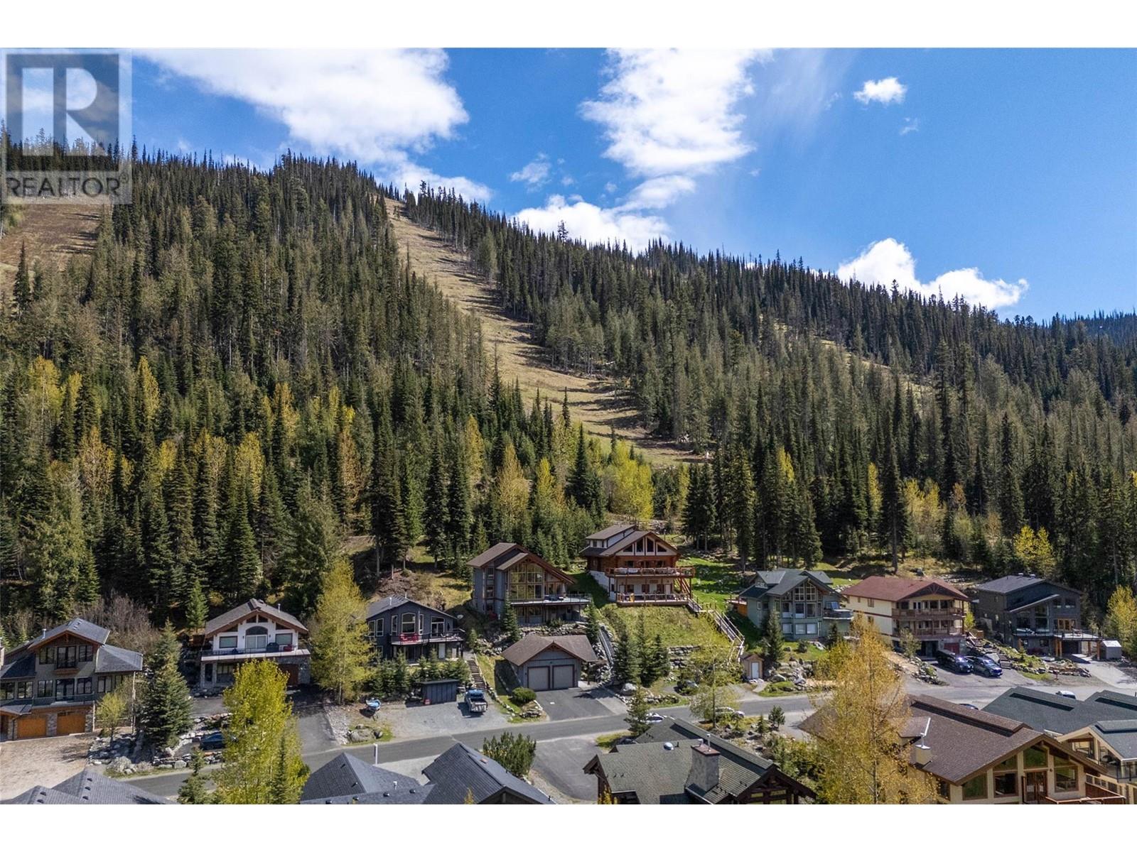 2417 Fairways Drive, Sun Peaks
