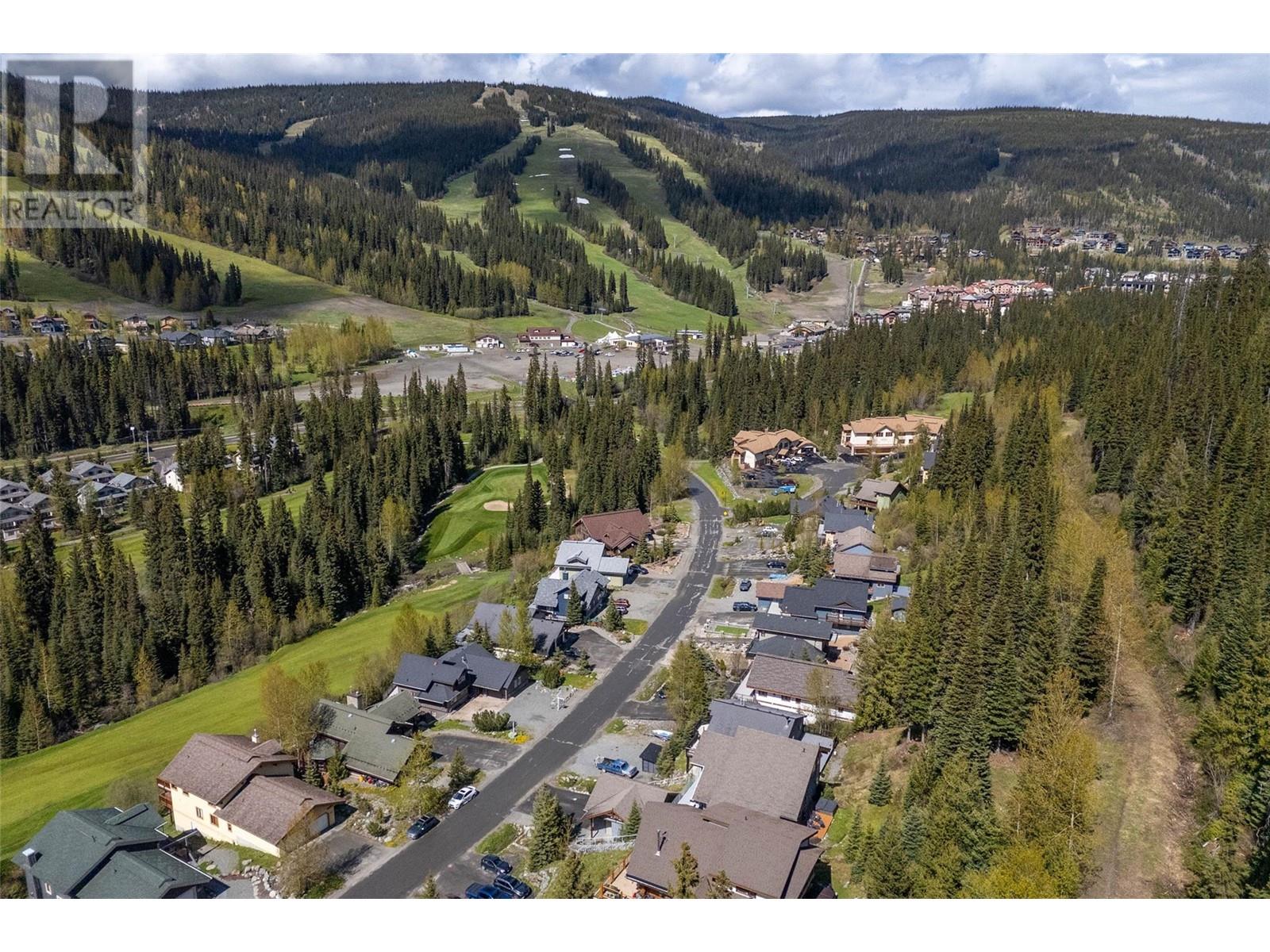 2417 Fairways Drive, Sun Peaks