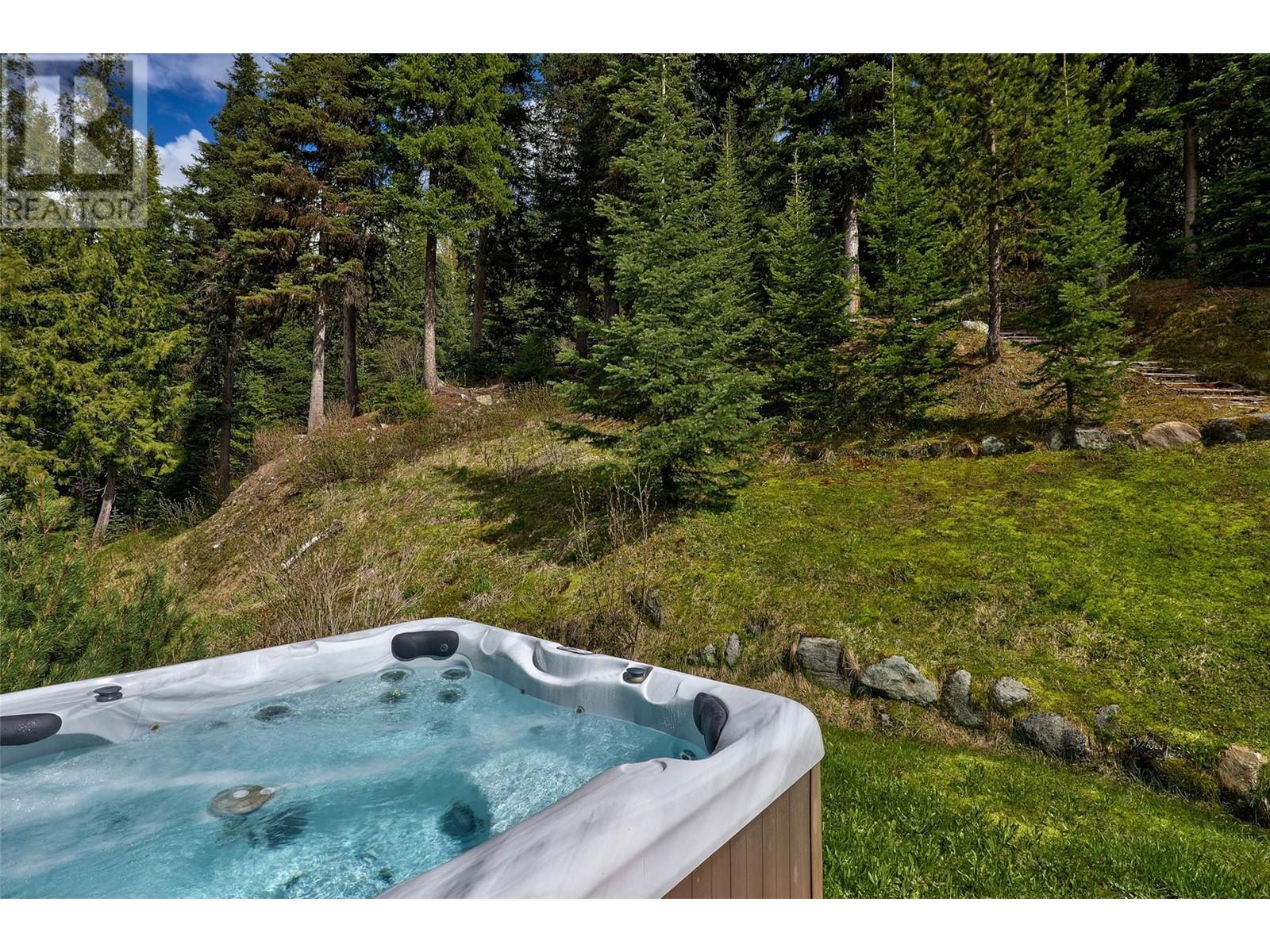 2417 Fairways Drive, Sun Peaks