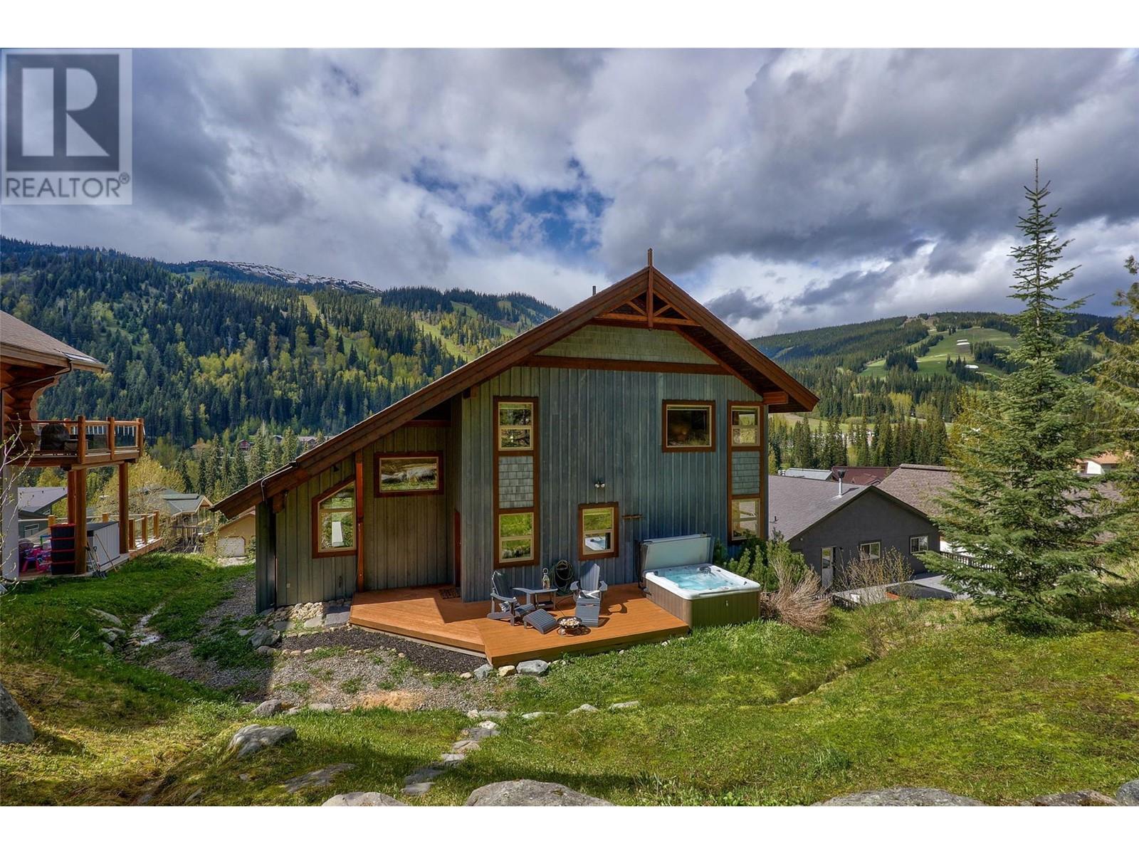 2417 Fairways Drive, Sun Peaks