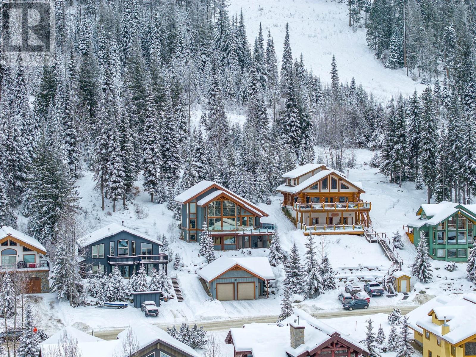 2417 Fairways Drive, Sun Peaks