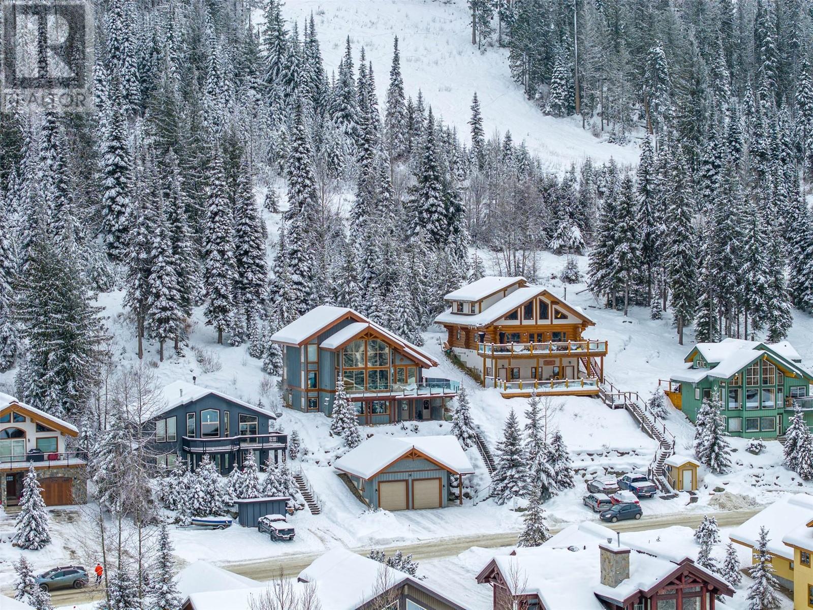2417 Fairways Drive, Sun Peaks