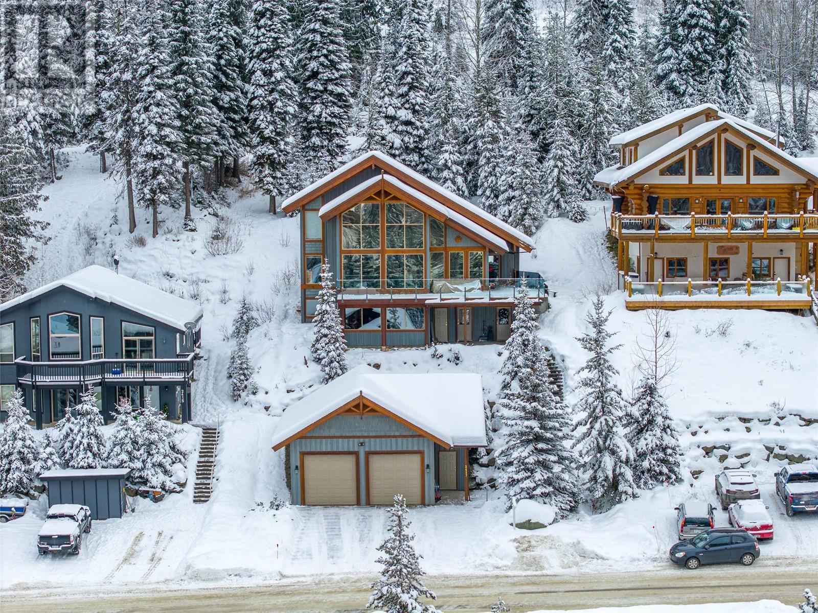 2417 Fairways Drive, Sun Peaks