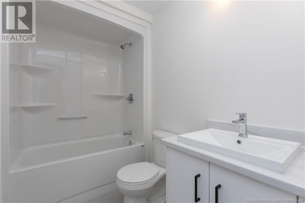 Photo 33 of 105 Oakfield Drive, Riverview NB
