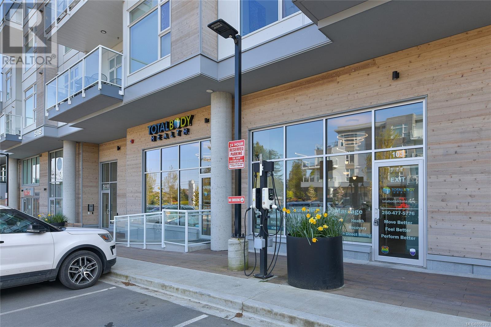 407 5118 Cordova Bay Road, Saanich