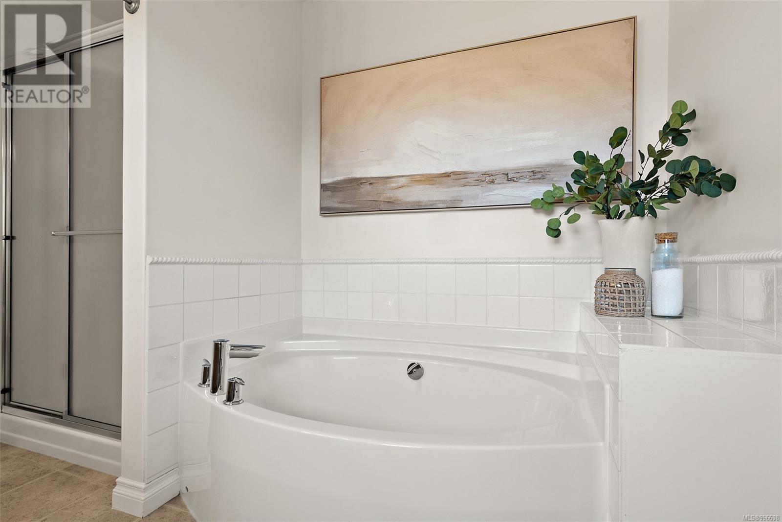 101 6591 Arranwood Dr, Sooke