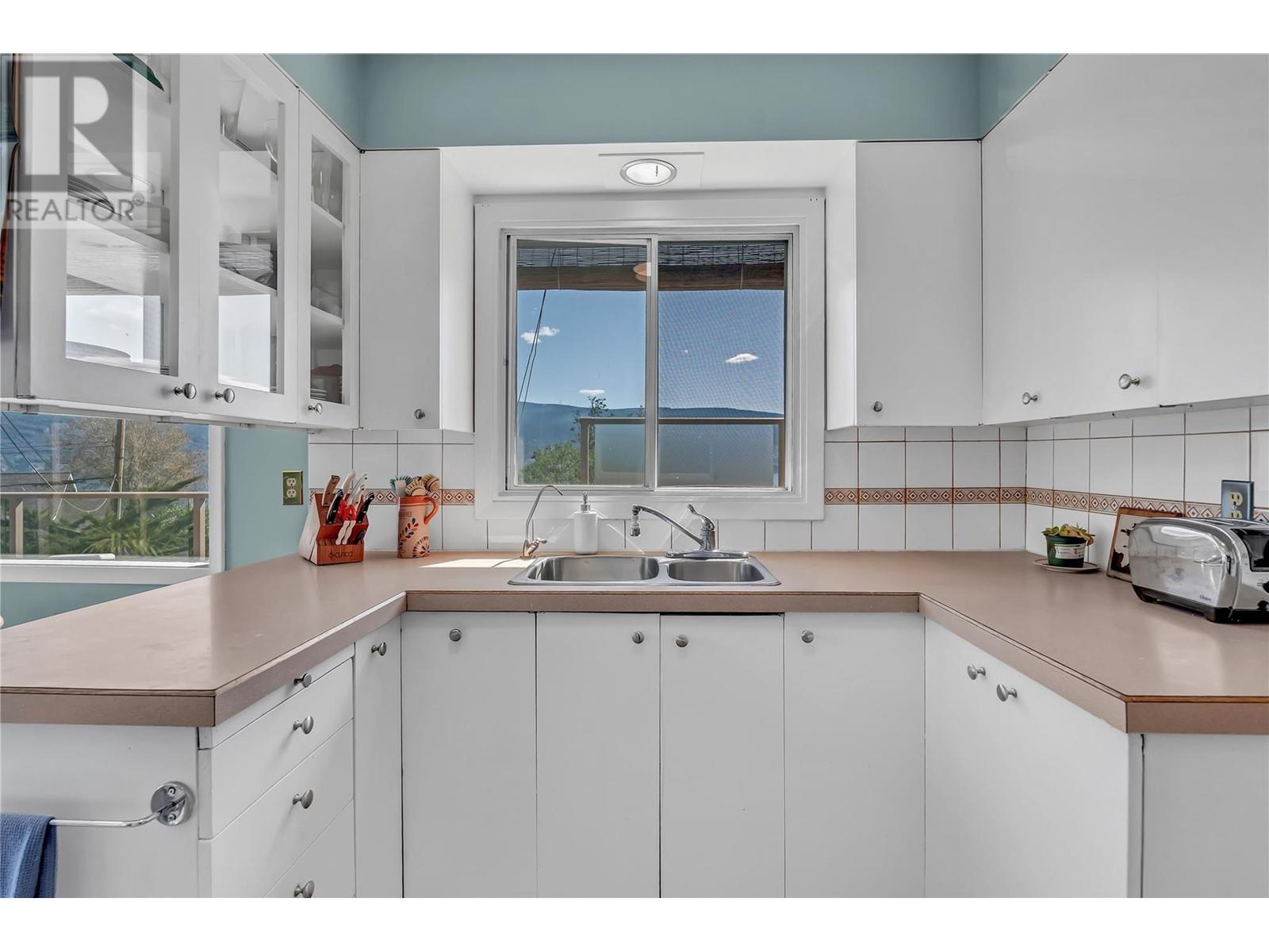  13006 Bristow Road, Summerland