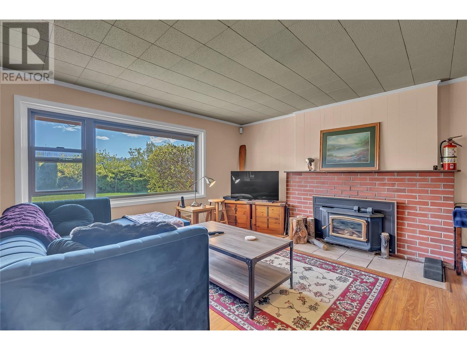  13006 Bristow Road, Summerland