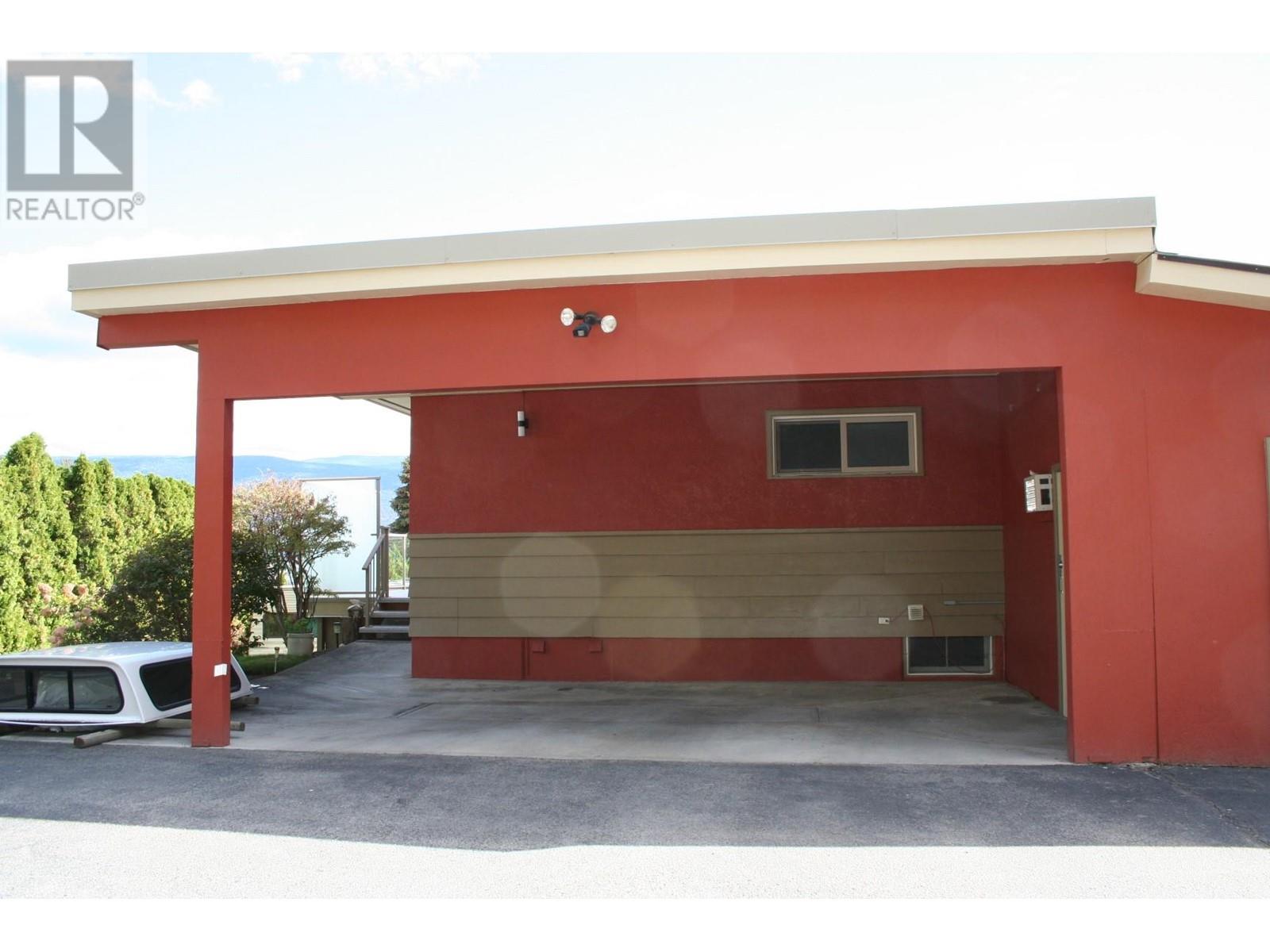  13006 Bristow Road, Summerland