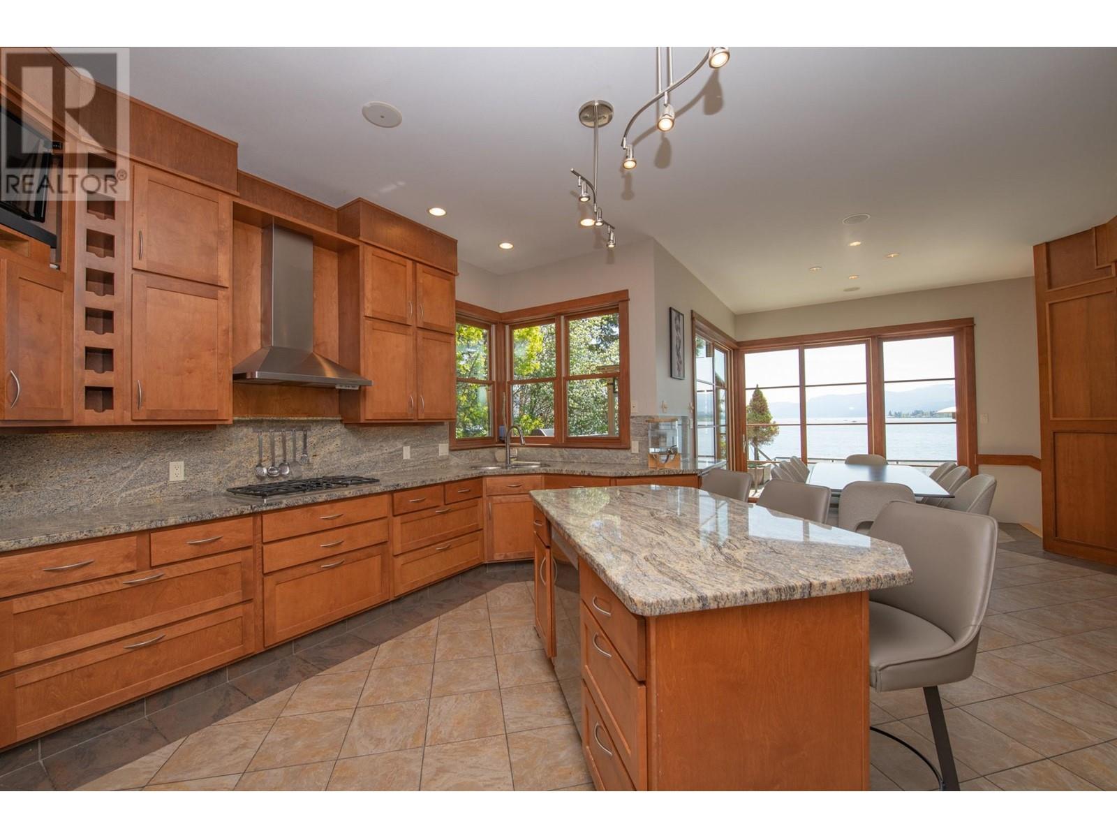 Photo 2 of 100 Kestrel Place Unit 12, Vernon BC