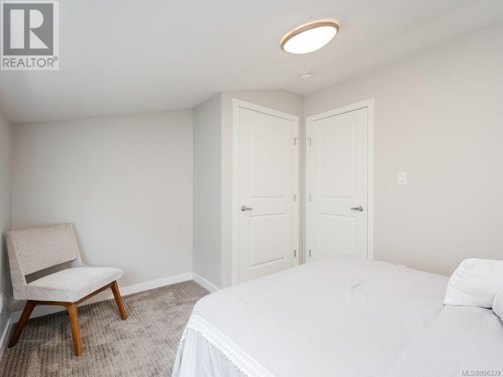3462 Dunlin St, Colwood