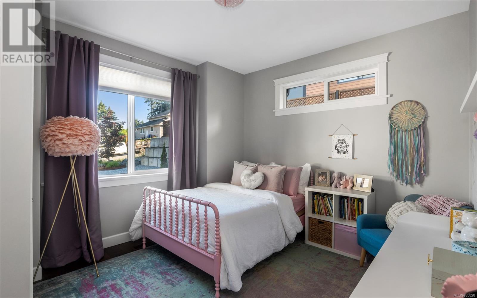  856 Hayden Place, Mill Bay