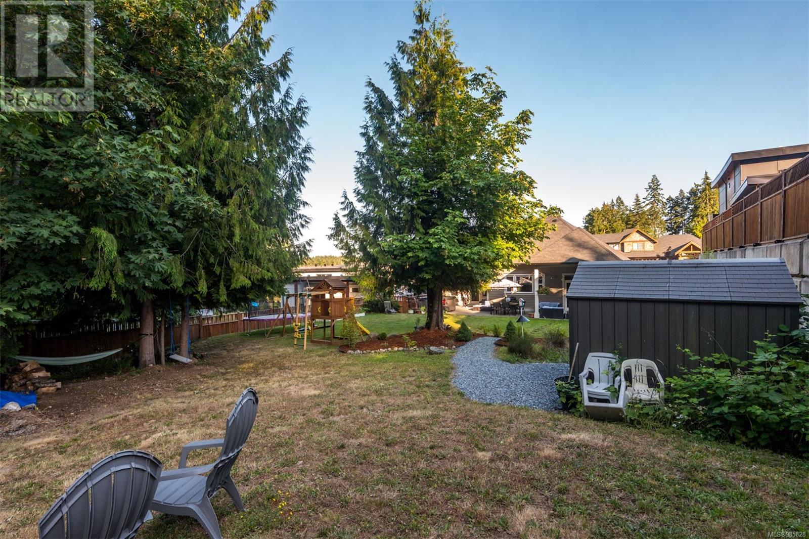  856 Hayden Place, Mill Bay