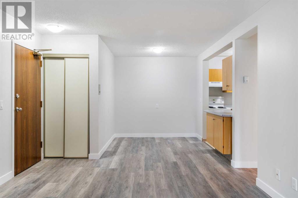 Single Family House for Sale in B  A Street SW Kingsland Calgary 