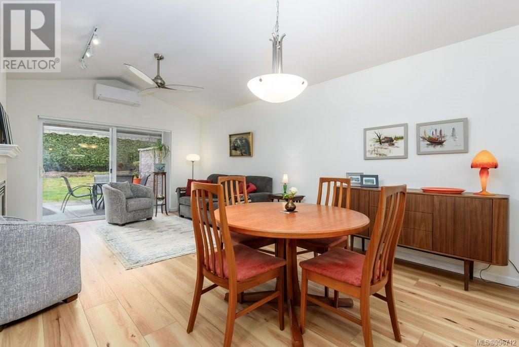111 1919 St. Andrews Pl, Courtenay