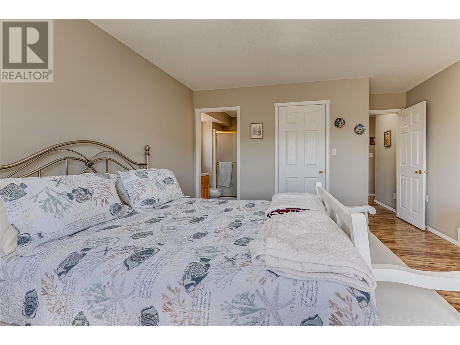  855 8 Avenue, Vernon