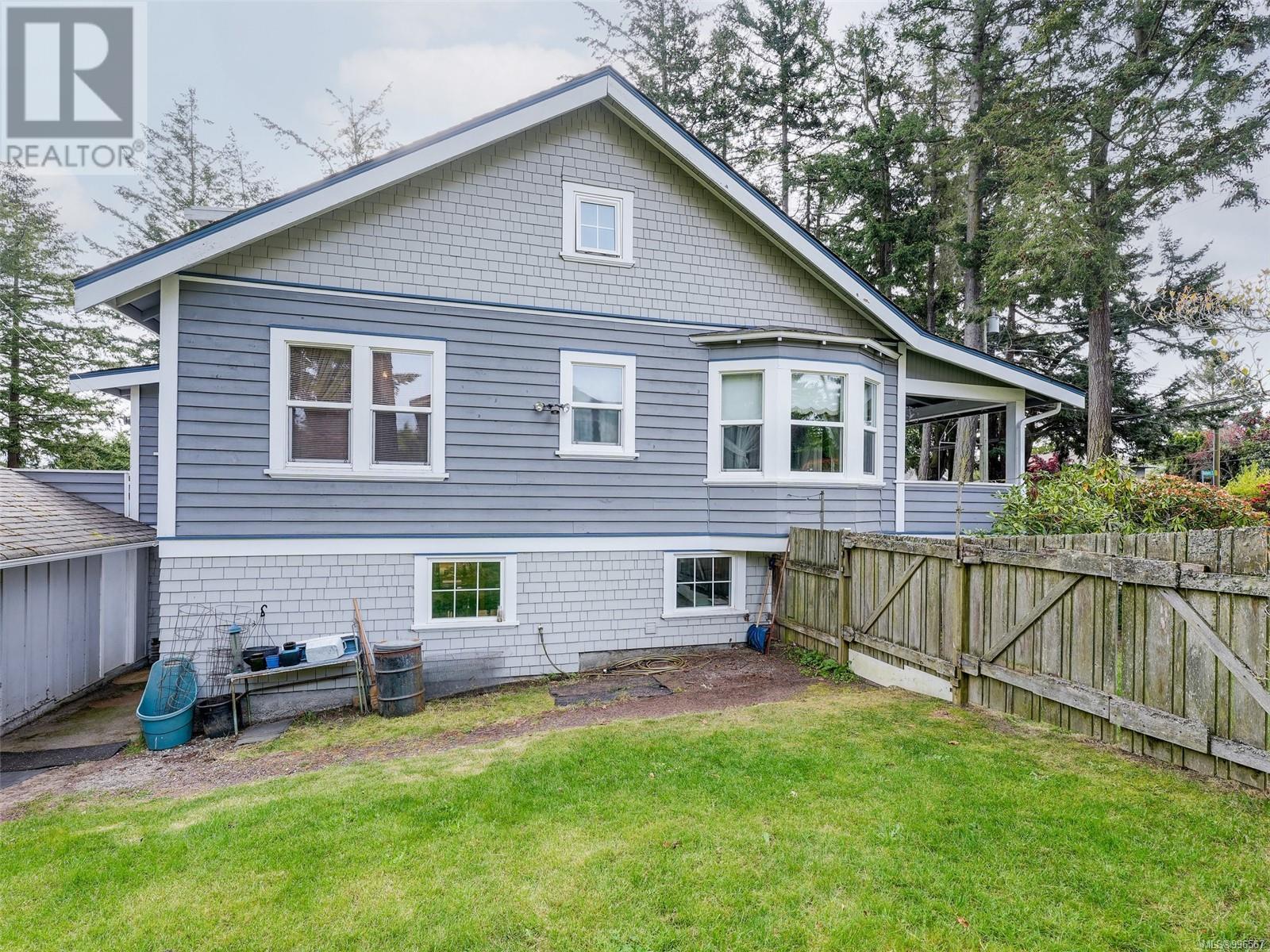  1846 Ferndale Road, Saanich