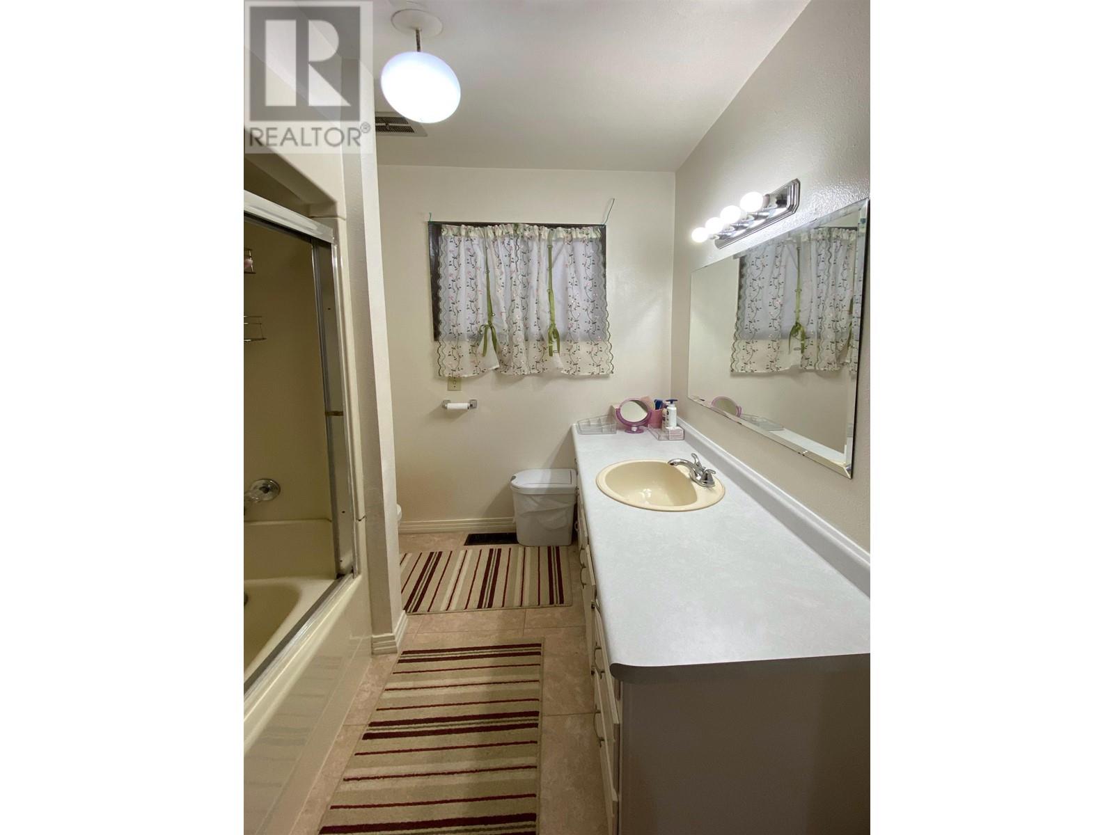 340 W 6TH AVENUE