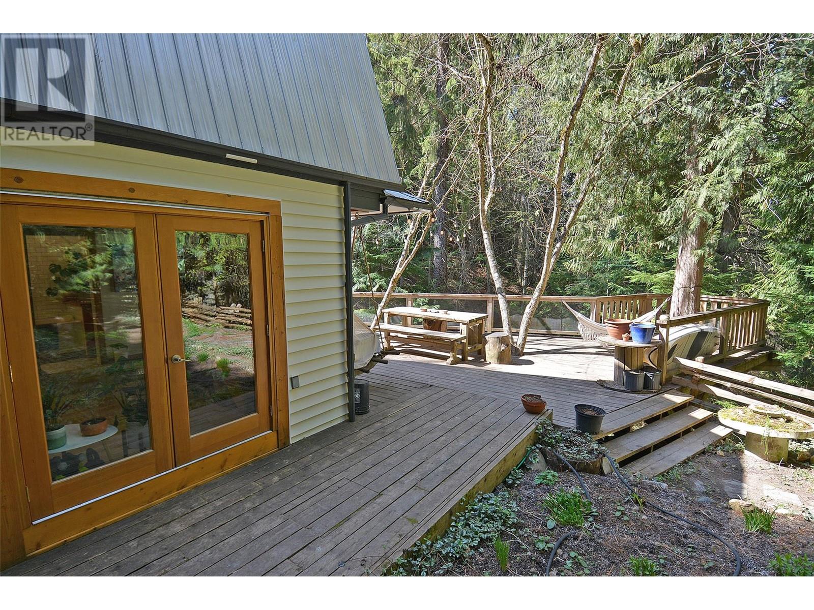 Photo 1 of 5396 6 Highway, Winlaw BC