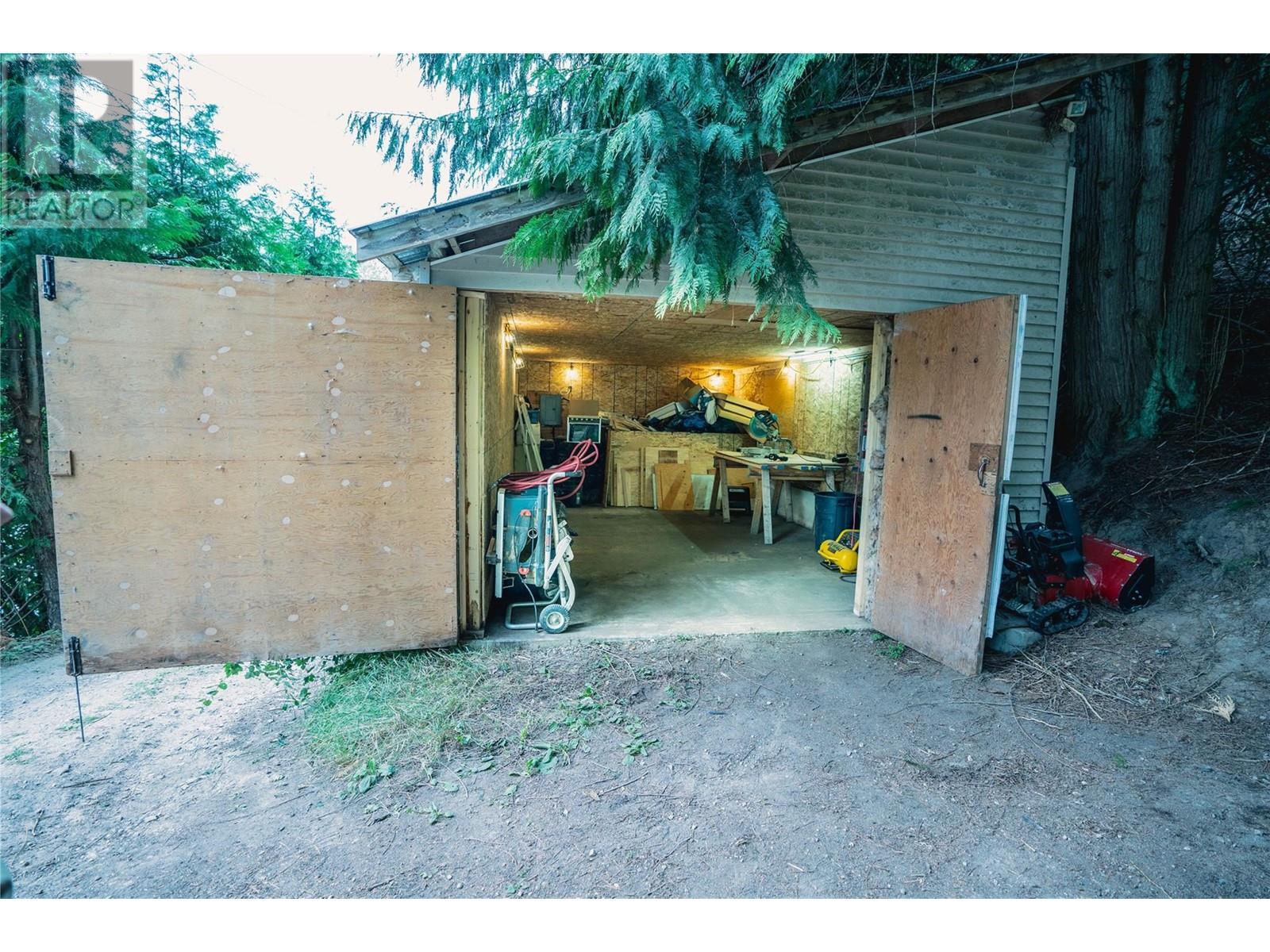 Photo 36 of 5396 6 Highway, Winlaw BC