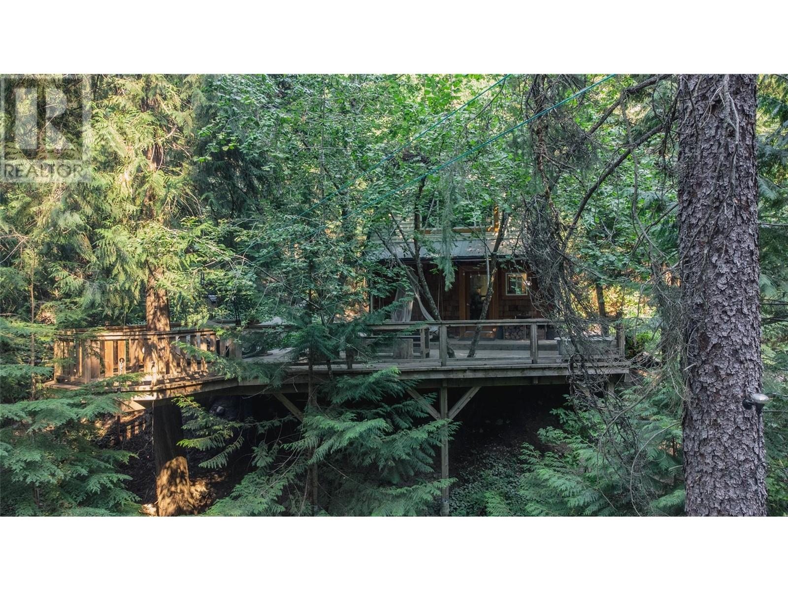 Photo 4 of 5396 6 Highway, Winlaw BC