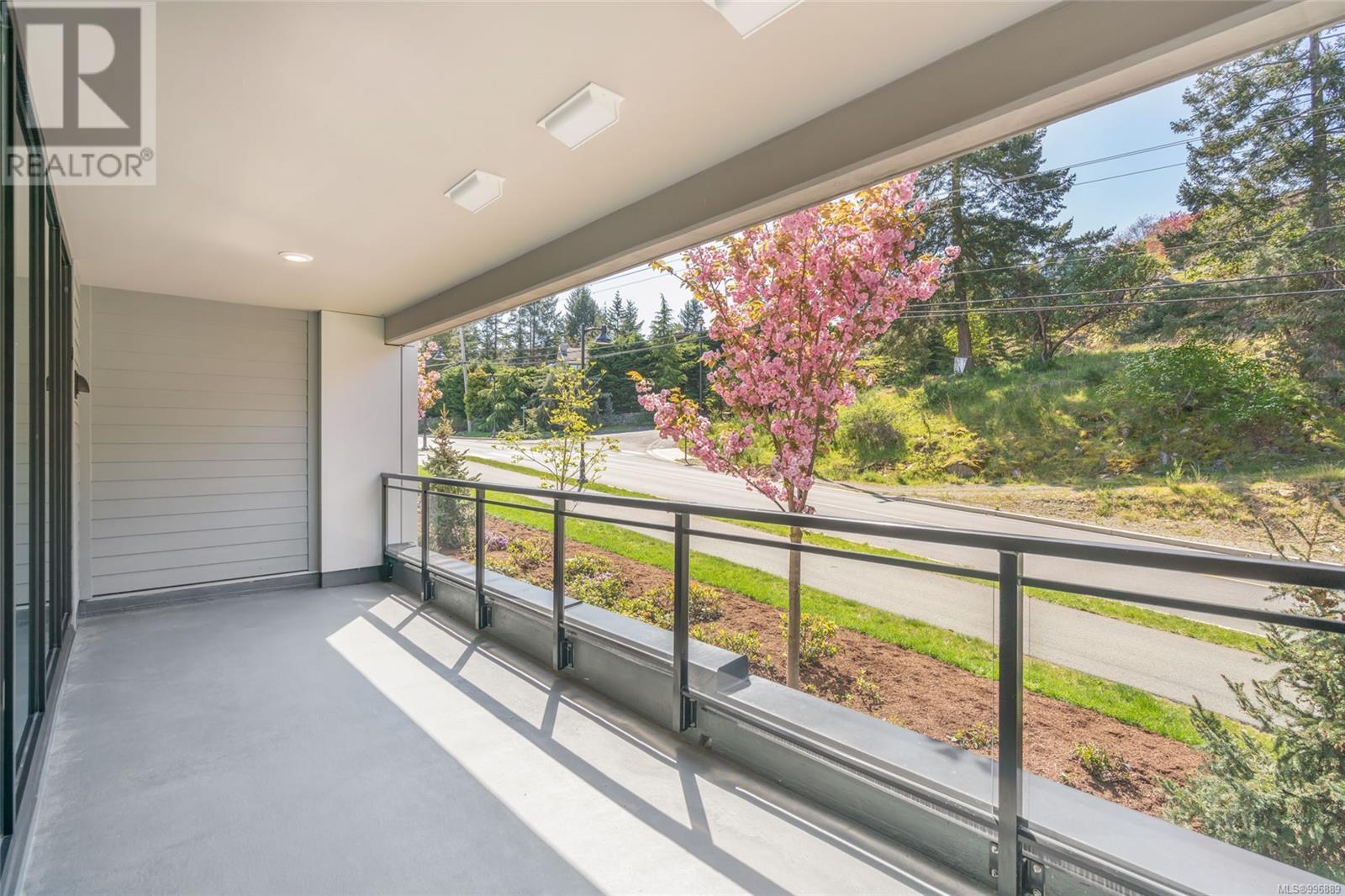 207 3529 Dolphin Dr, Nanoose Bay