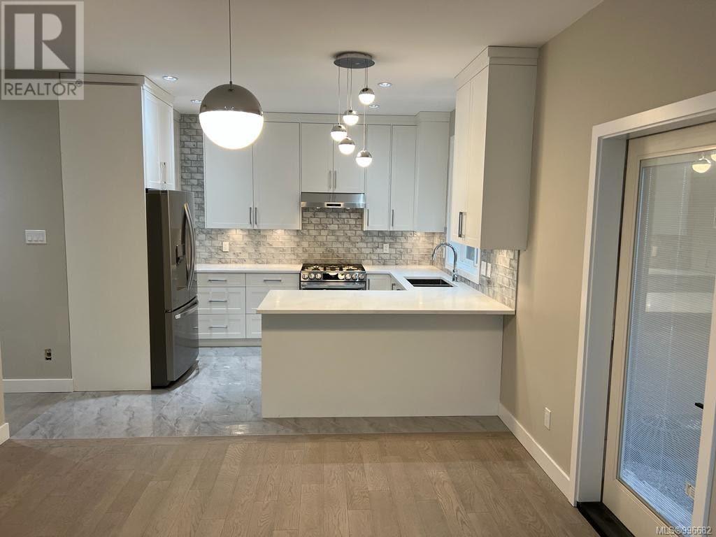  3765 Seaton Street, Saanich