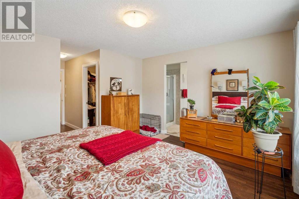 Single Family House for Sale in  Evansridge Close NW Evanston Calgary 