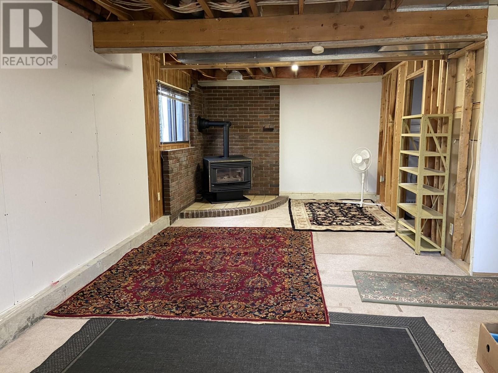  1347 Springfield Road, Kelowna