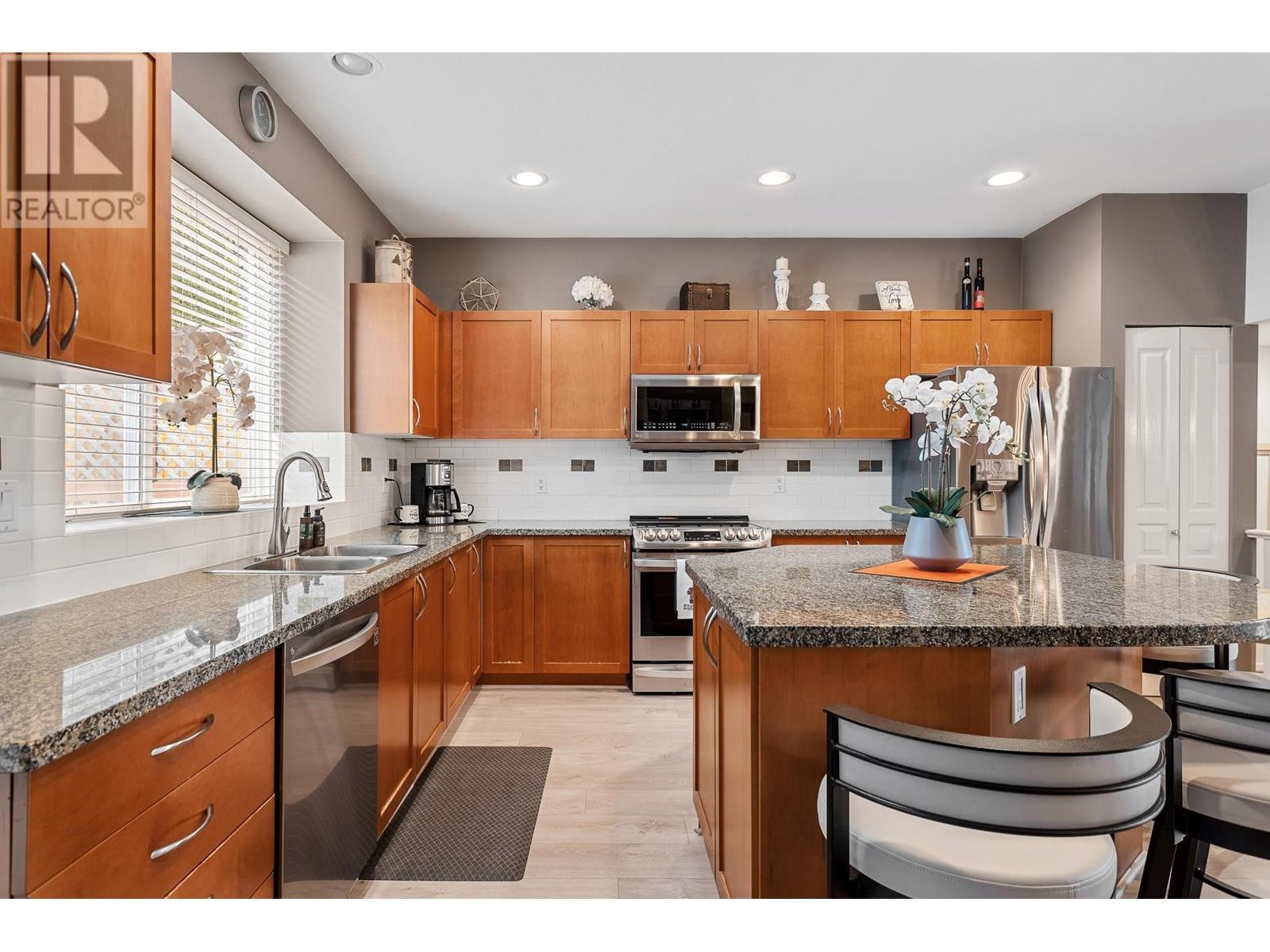 119 FOREST PARK WAY, Port Moody real estate listing R2995607