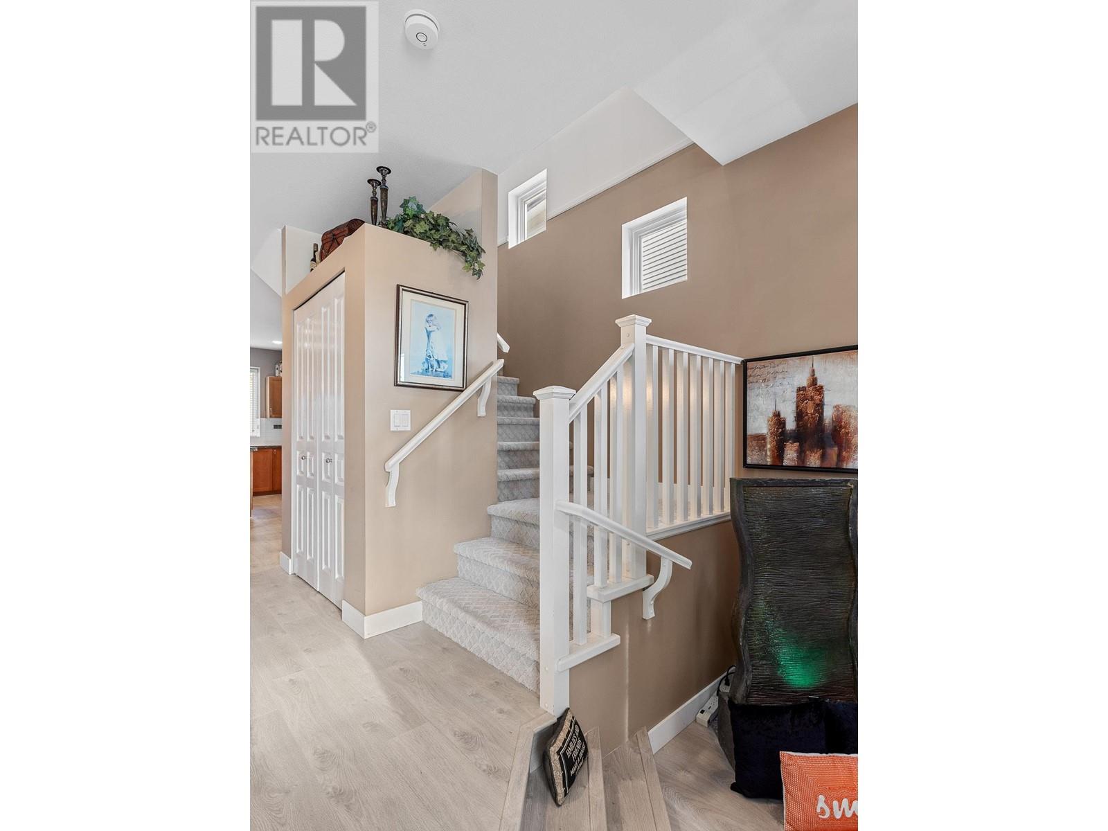 119 FOREST PARK WAY, Port Moody real estate listing R2995607