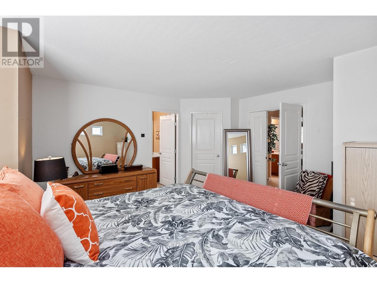 119 FOREST PARK WAY, Port Moody real estate listing R2995607