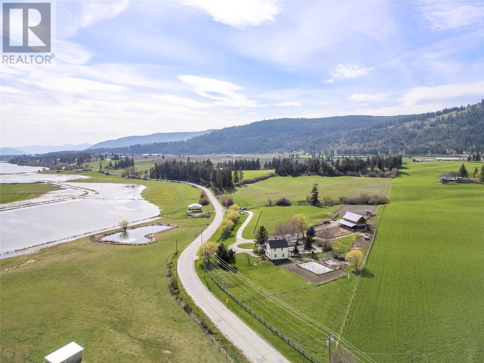 1768 Otter Lake Road, Spallumcheen