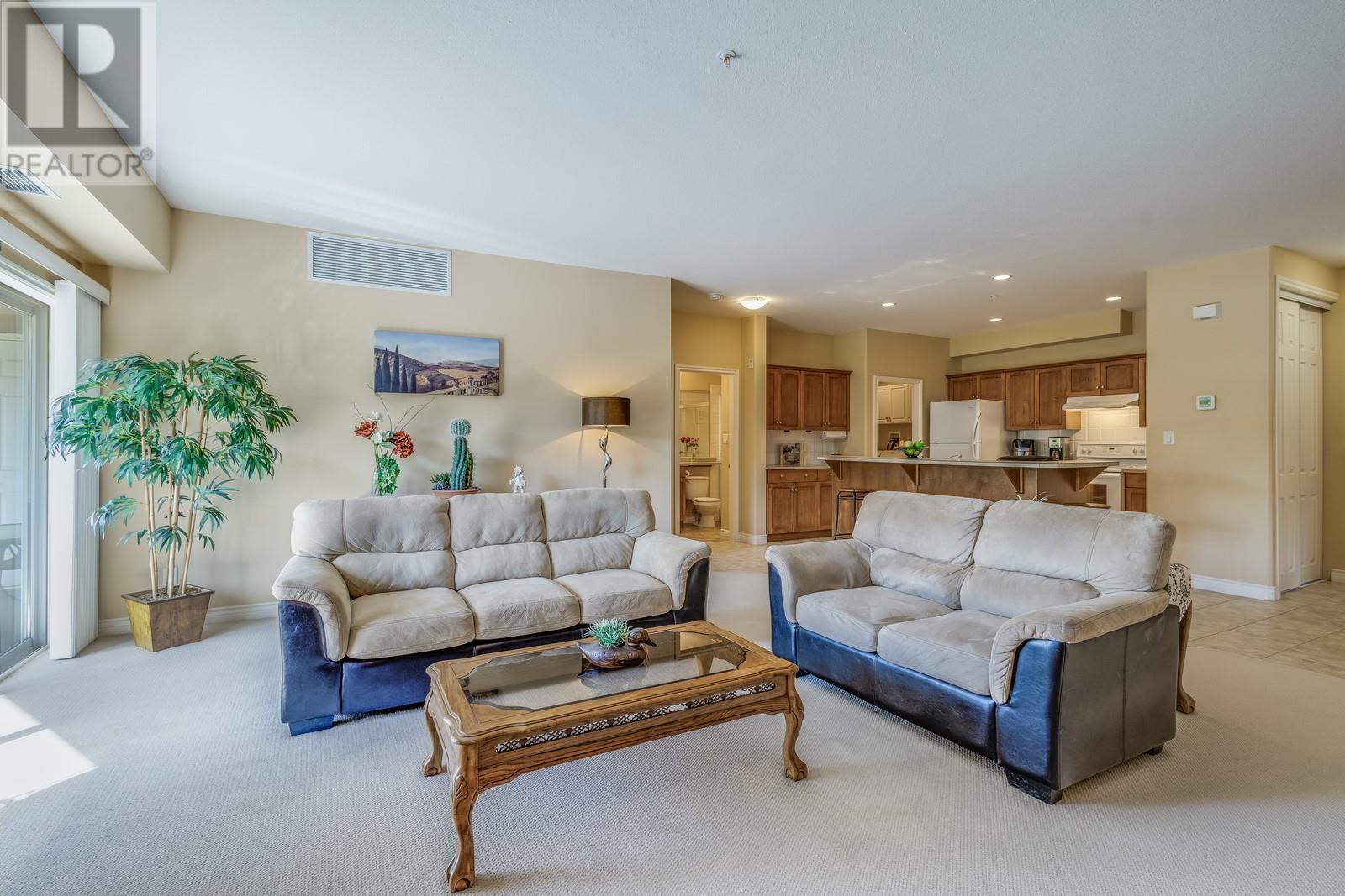 Photo 10 of 1961 Durnin Road Unit 306, Kelowna BC